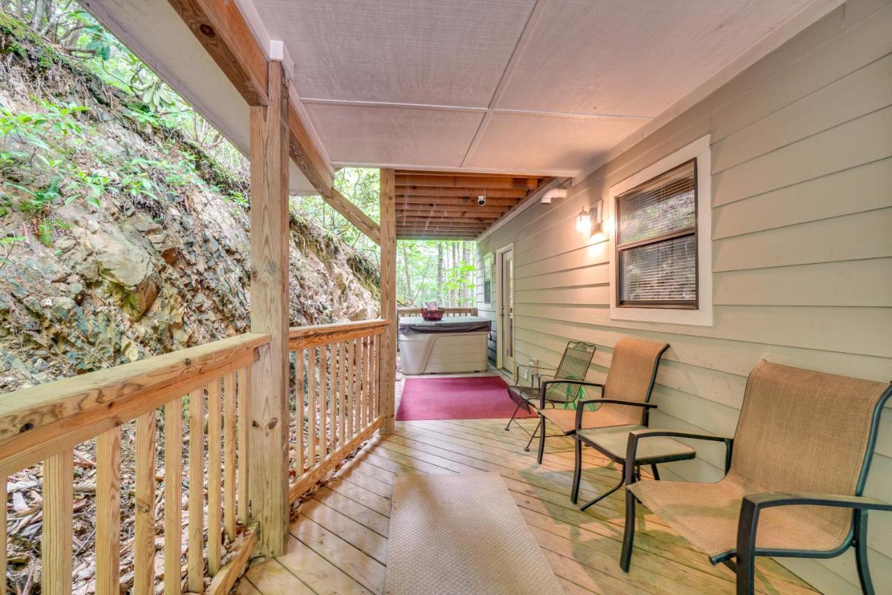 Gatlinburg Vacation Rental Balcony With Hot Tub! Exteriör bild