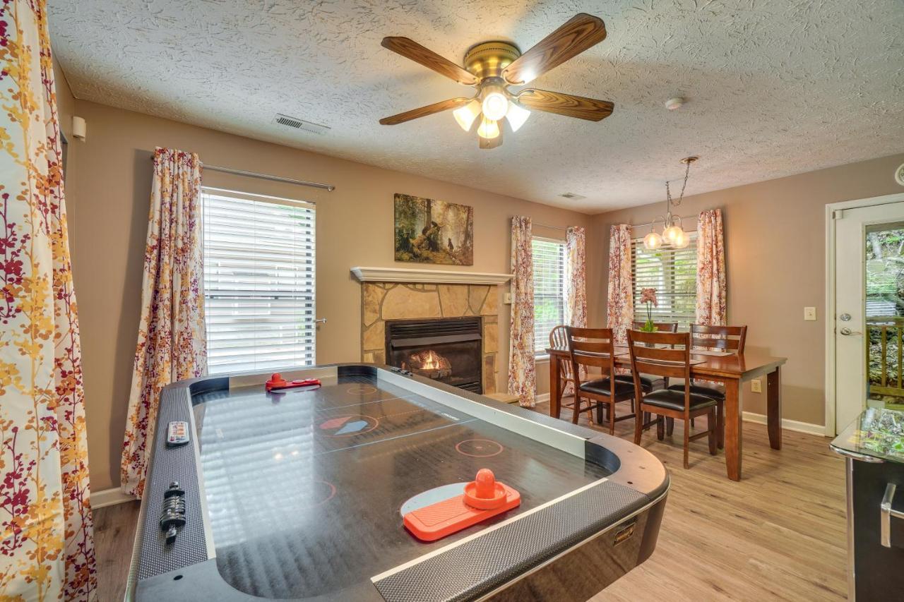 Gatlinburg Vacation Rental Balcony With Hot Tub! Exteriör bild