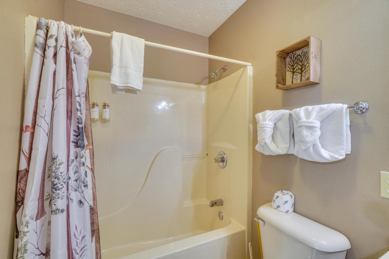 Gatlinburg Vacation Rental Balcony With Hot Tub! Exteriör bild